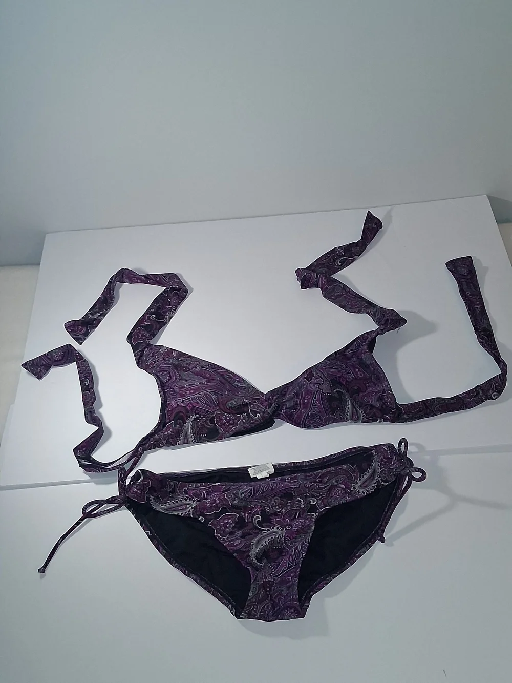 CONVERSE ONE STAR Purple Paisley Bikini Women's TOP Sz Large, BOTTOM Sz Medium